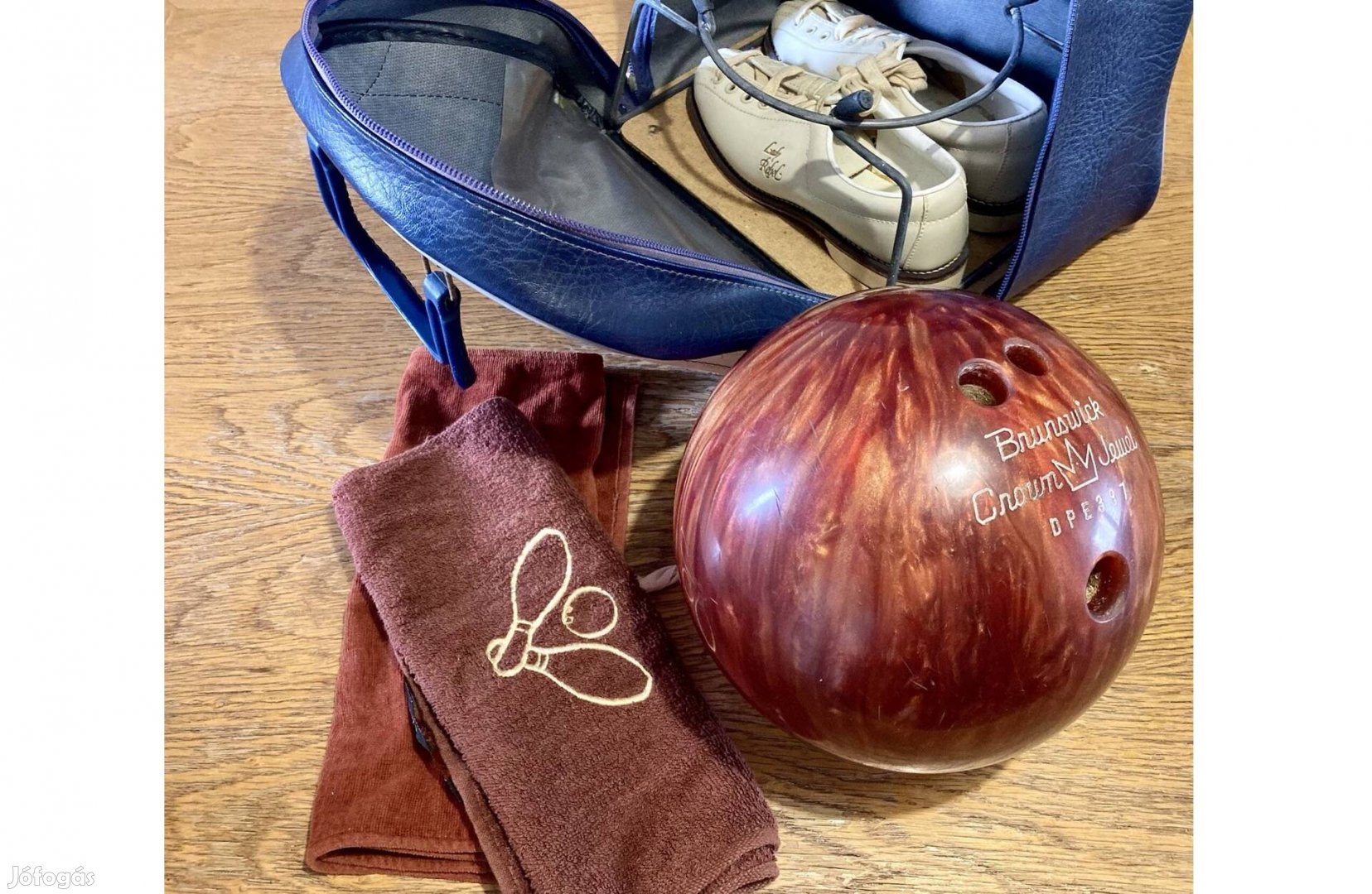 Retró ajándék ötlet! Brunswick Crown Jewel Bowling készlet