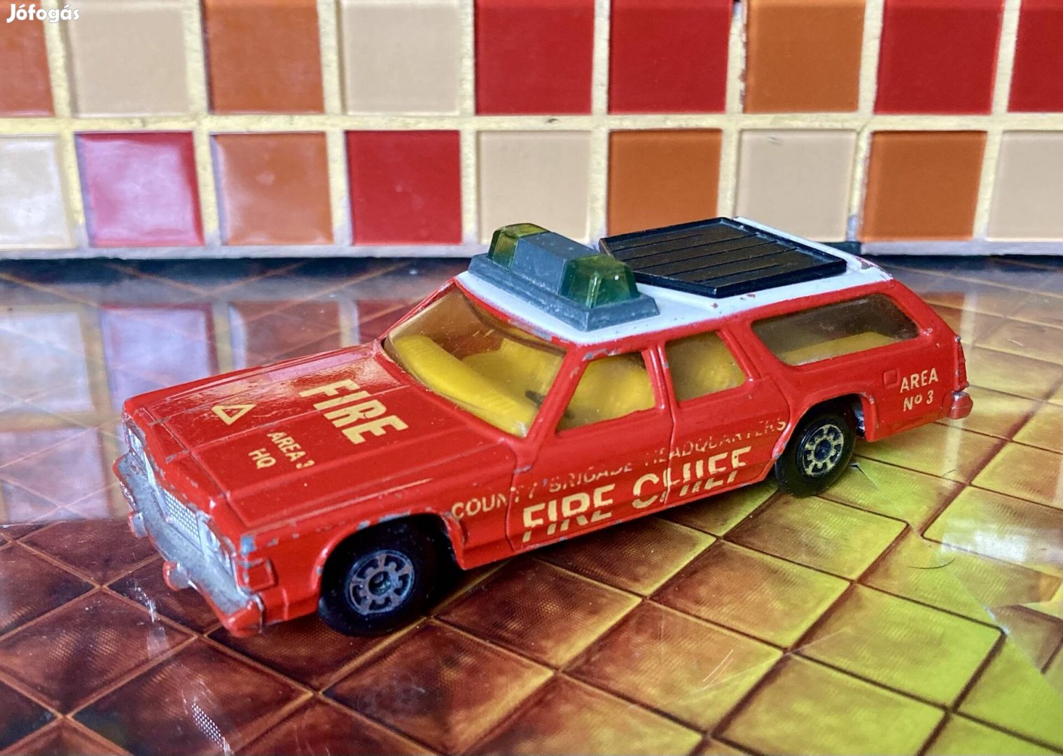 Retró ajándék ötlet! Matchbox Superkings Dodge Monaco Estate