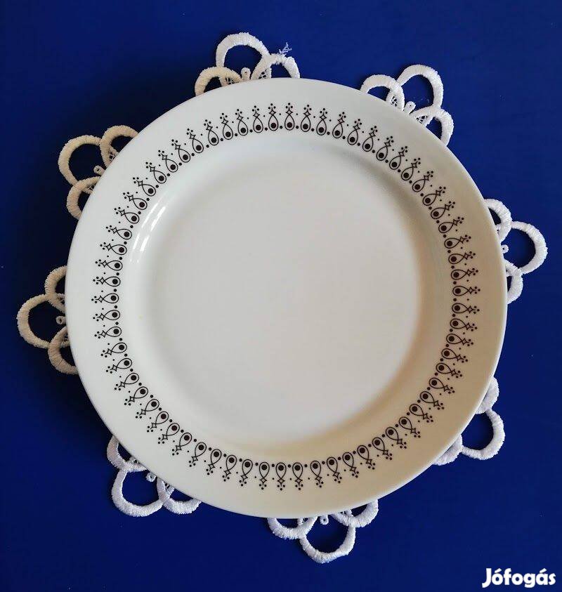 Retró alföldi porcelán lapos tányérok,