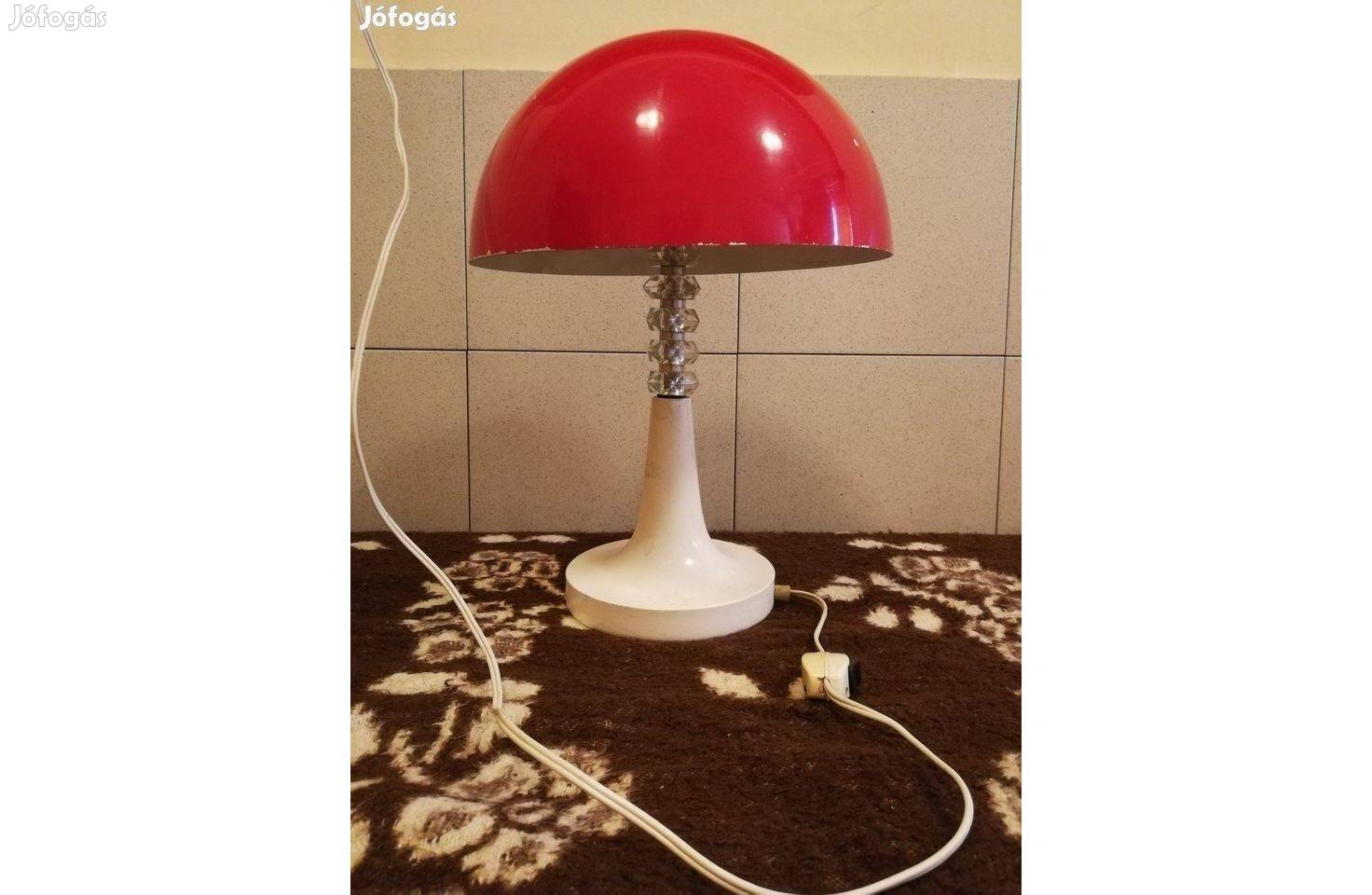 Retró asztali lámpa a 70 és évekből
