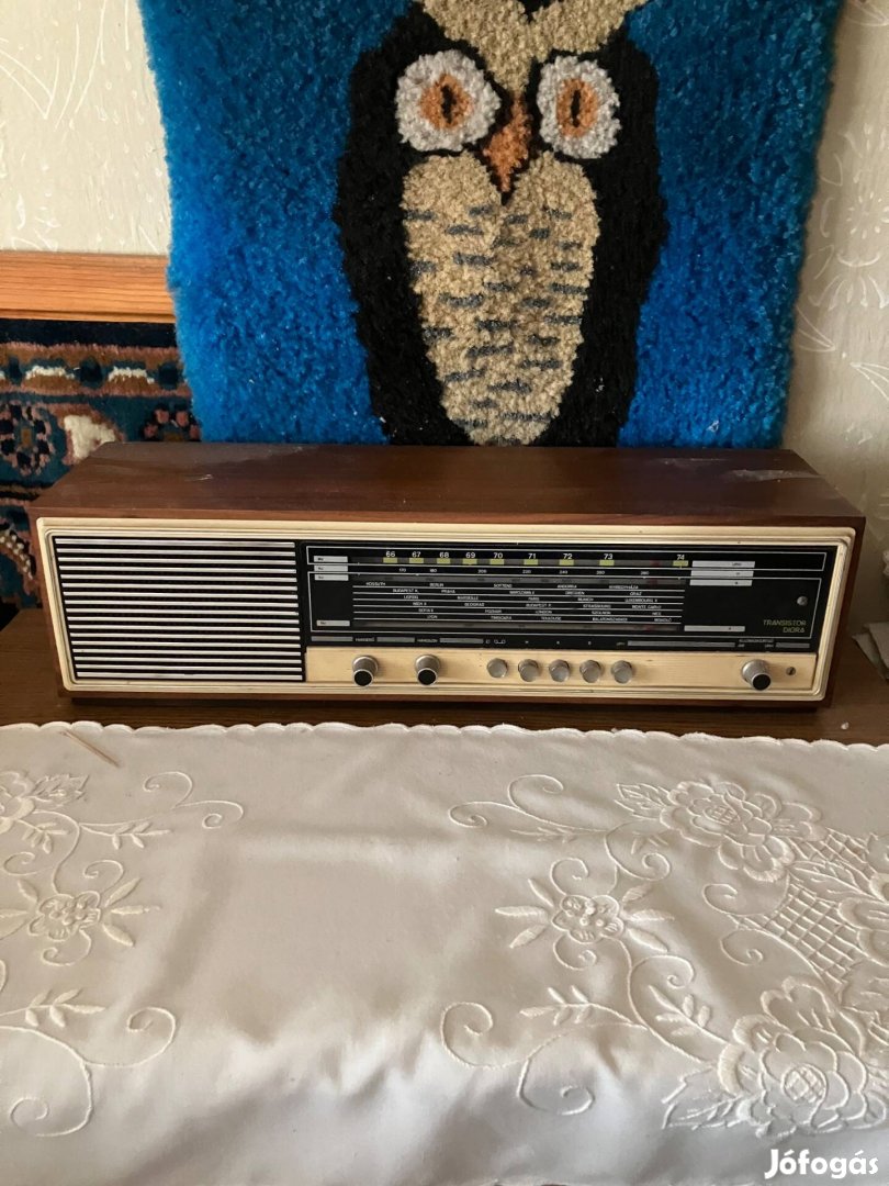 Retro asztali rádió