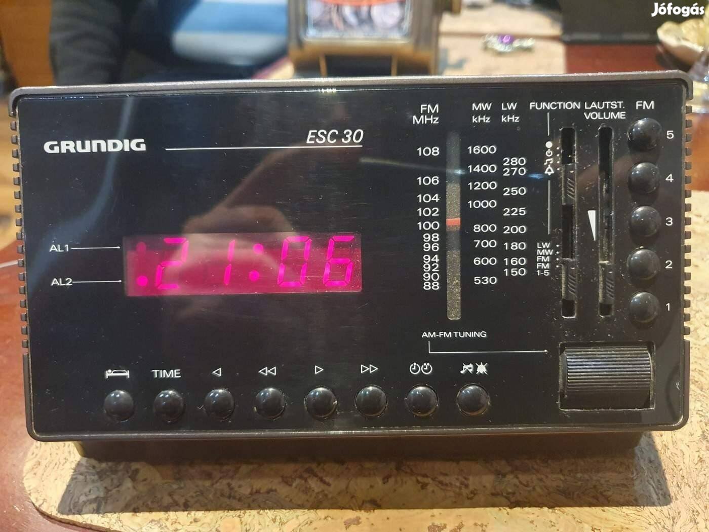 Retro asztali rádió szocreál kádár Grundig ESC 30 működik