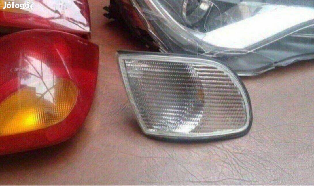 Retro autó lámpa