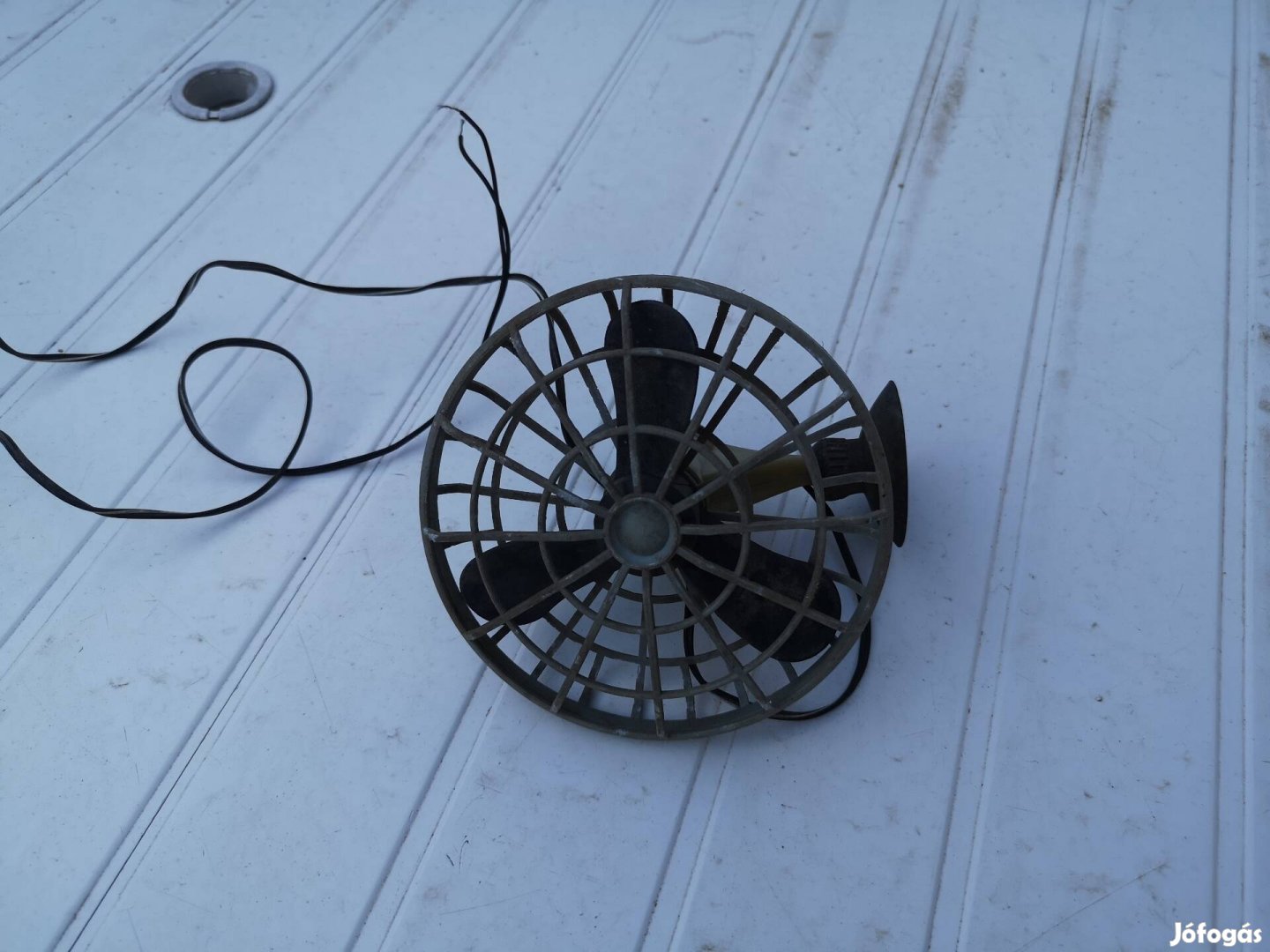 Retró autós ventilátor 12V
