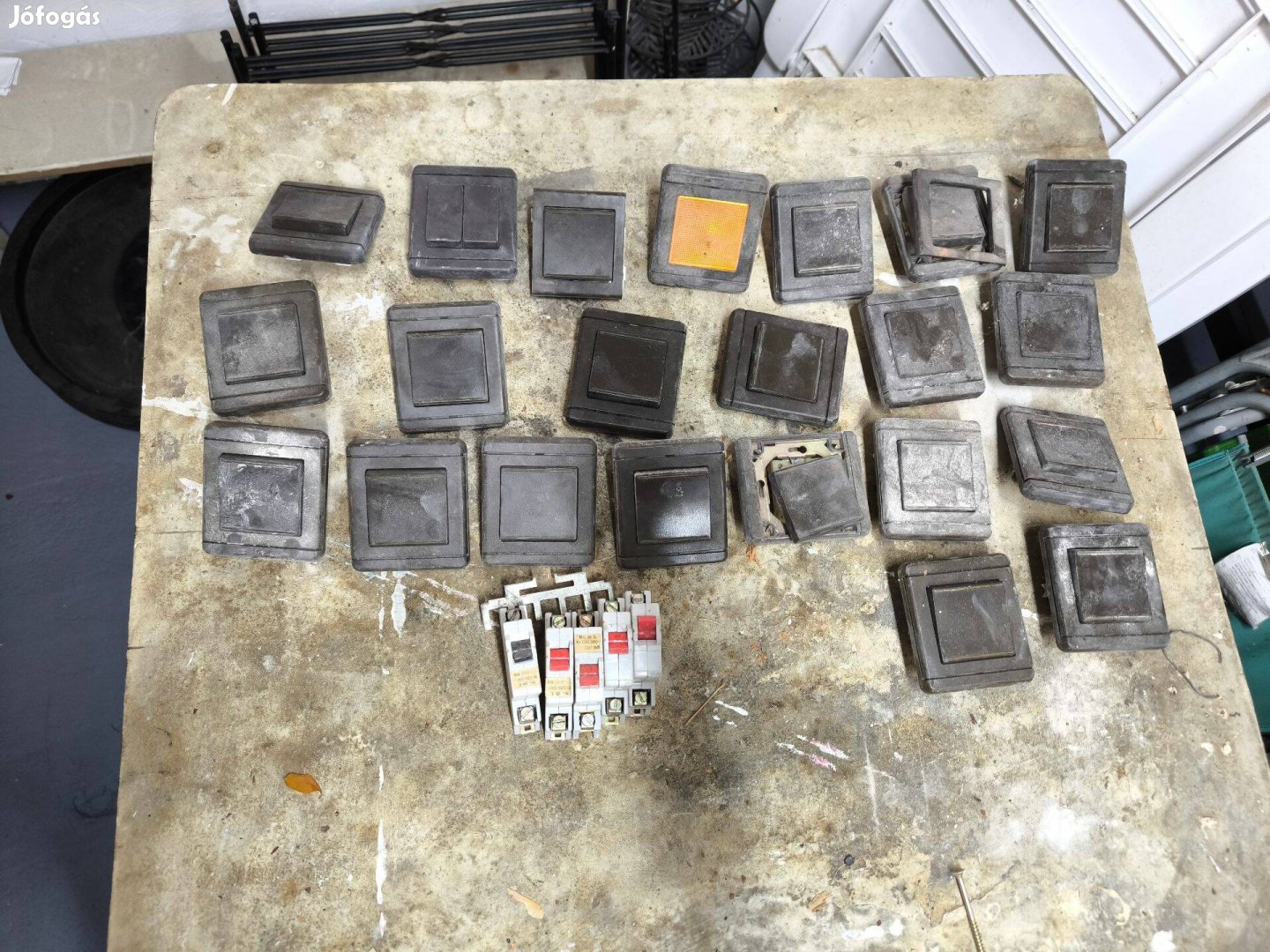 Retró barna kapcsolócsomag - Jelzőfényesek Érintős Dimmer!