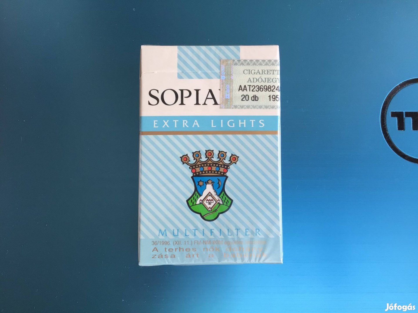 Retro bontatlan Sopianae cigarettás doboz, kb 1990-es