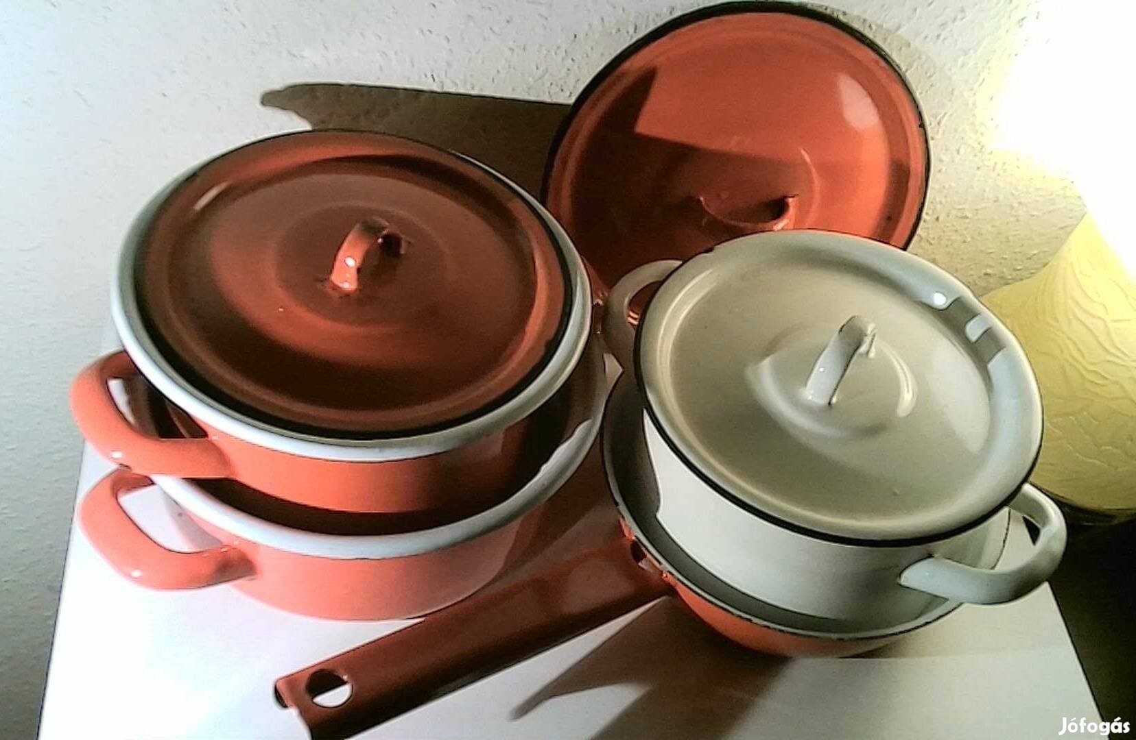 Retro bonyhádi 4 részes edény szett (lábas, fazék, serpenyő)