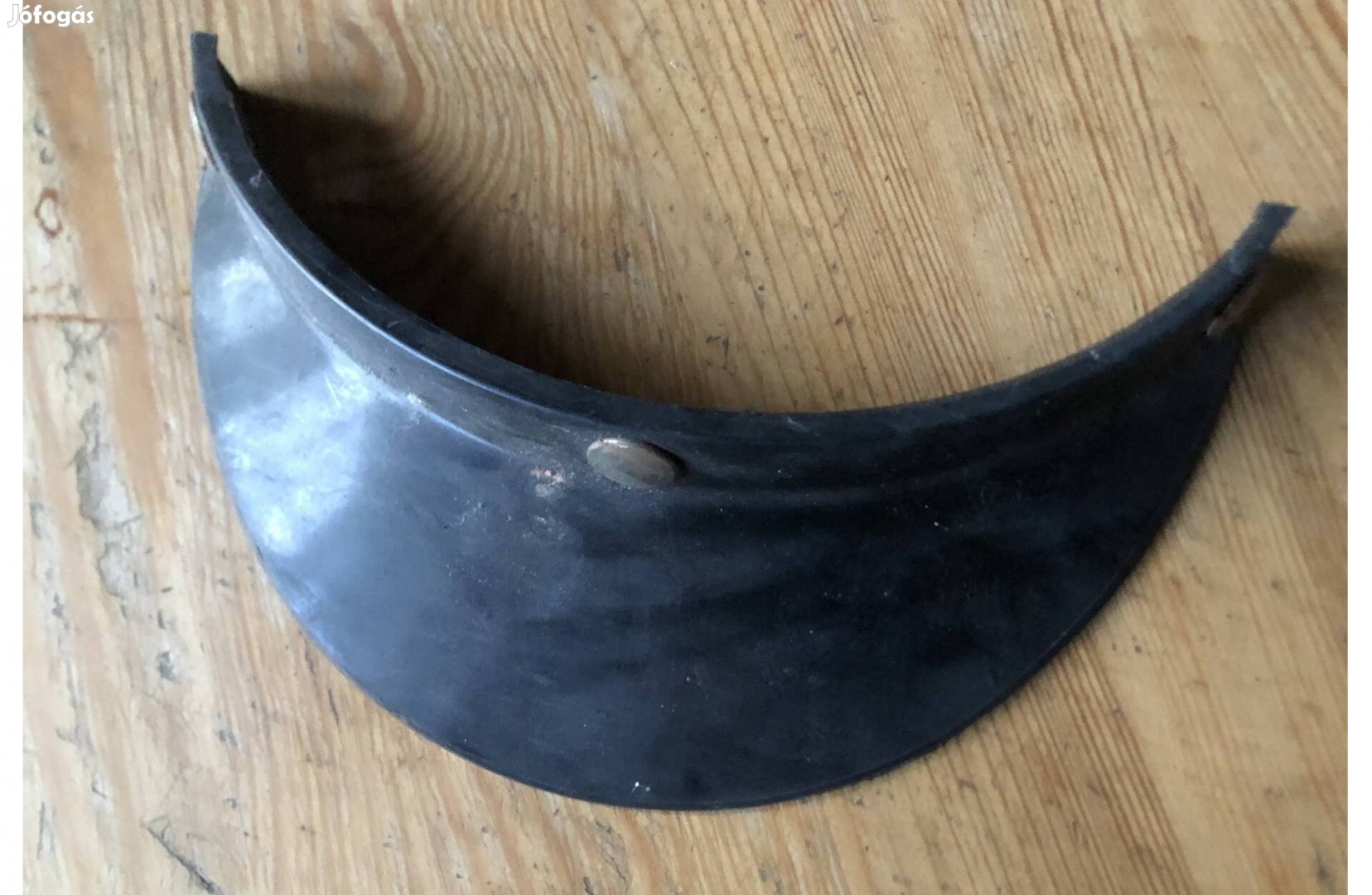 Retró bukósisak simléder 1800 Ft