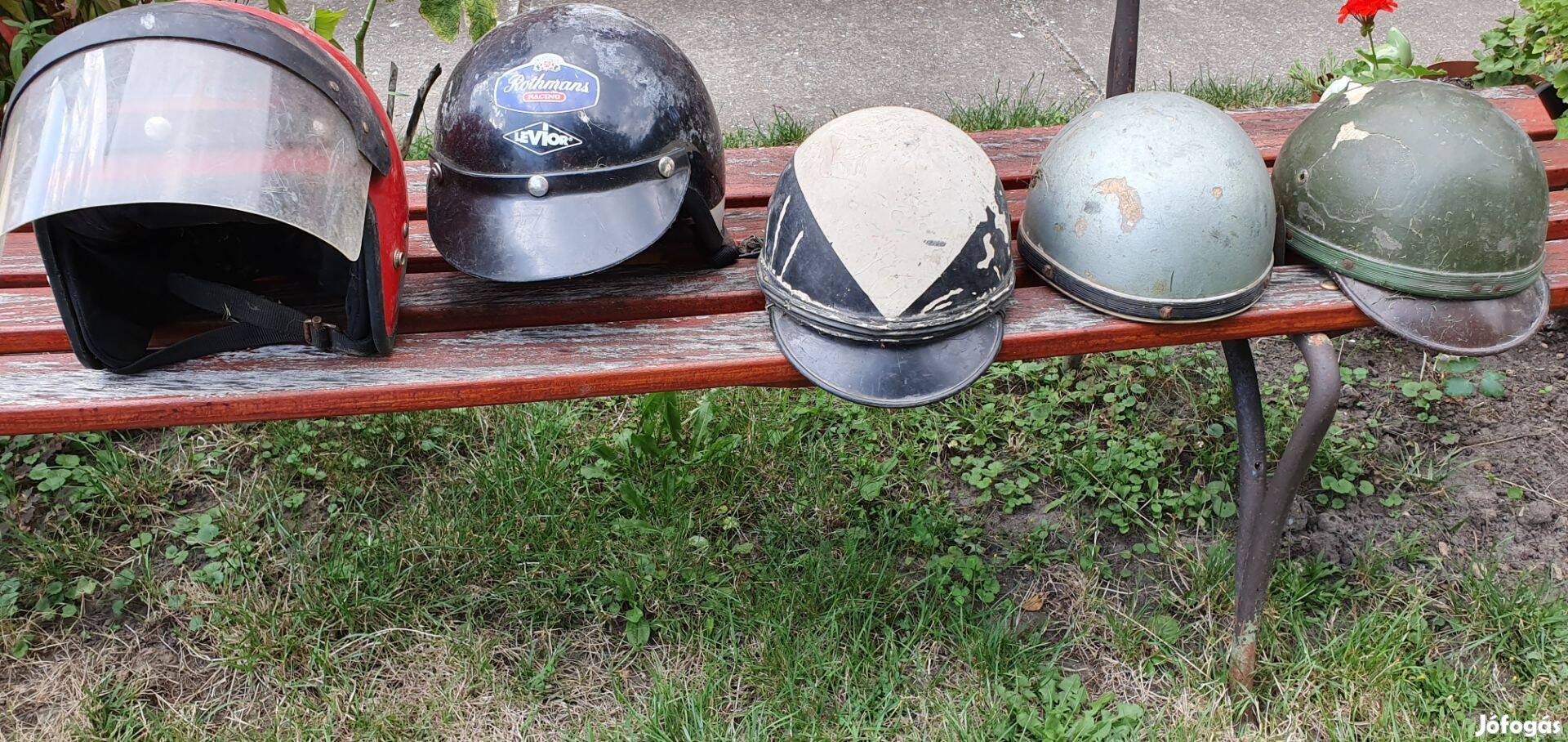 Retro bukósisakok