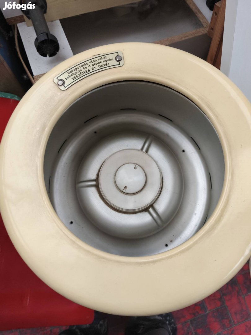 Retro centrifuga működő eladó ott