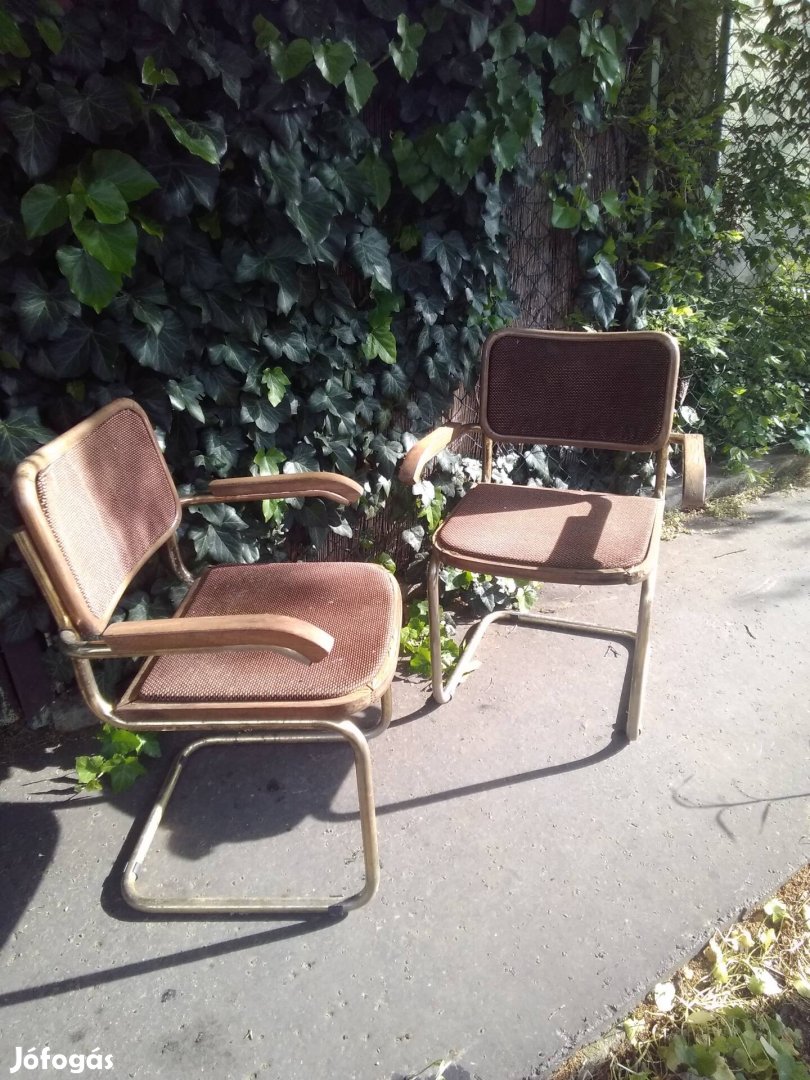 Retro cseszka székek 