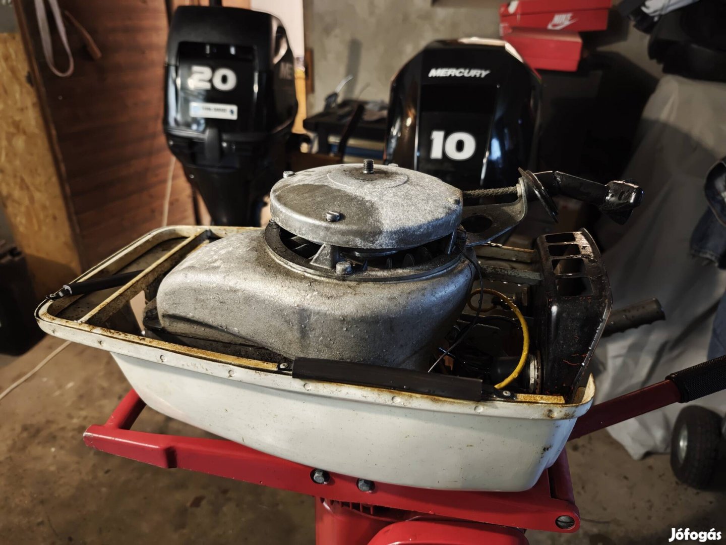 Retró csónakmotor Husqvarna 4le