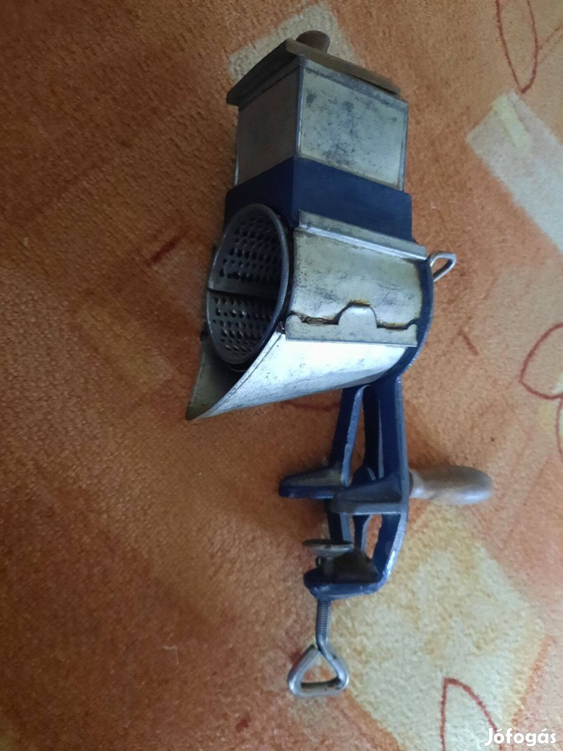 Retro dió daráló