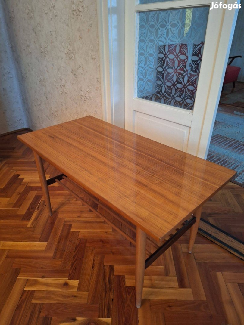 Retro dohányzóasztal Egerben