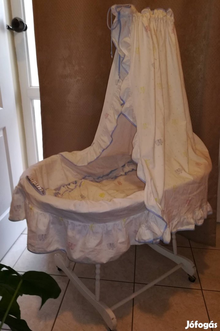 Retro életnagyságú bölcső