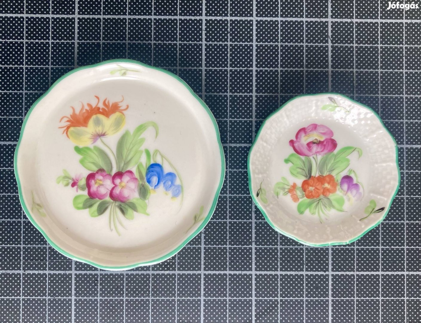 Retró érdekesség! 2 db régi jelű, sorszámozott Herendi porcelán tányér