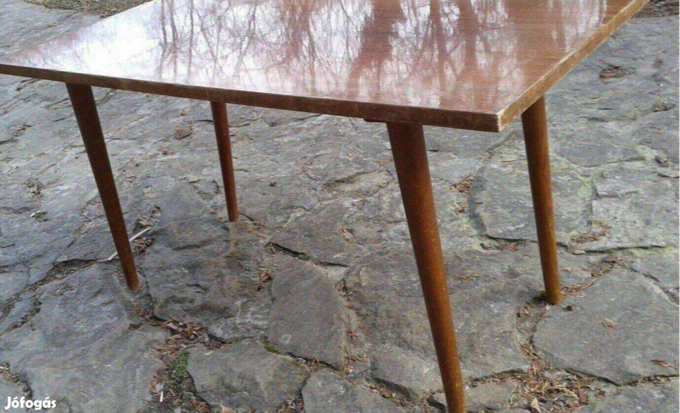 Retro fa asztal dohányzóasztal kicsavarható láb