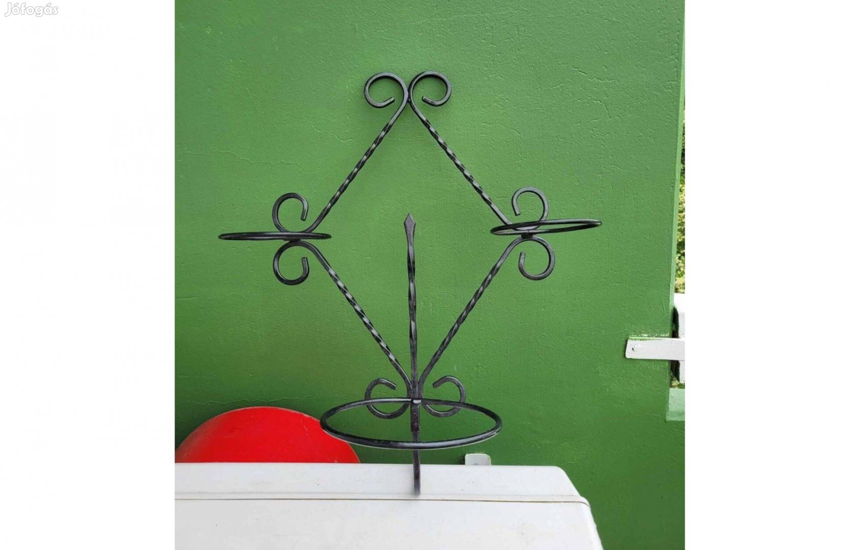 Retró fali fém virágtartó