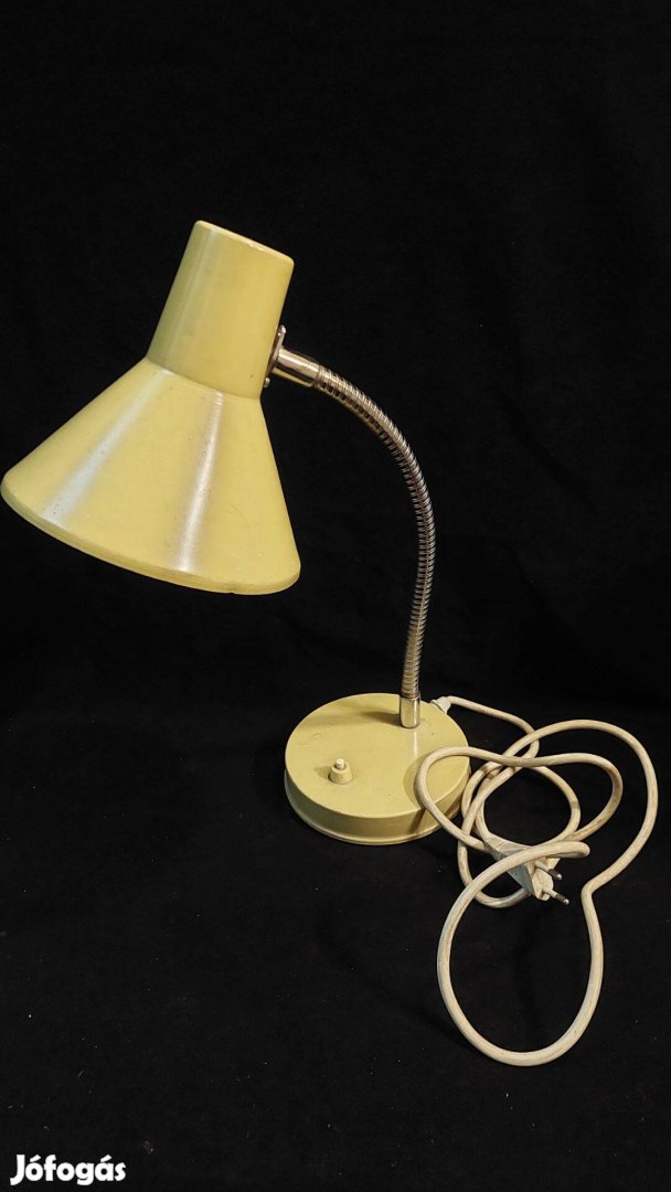 Retro fém asztali lámpa