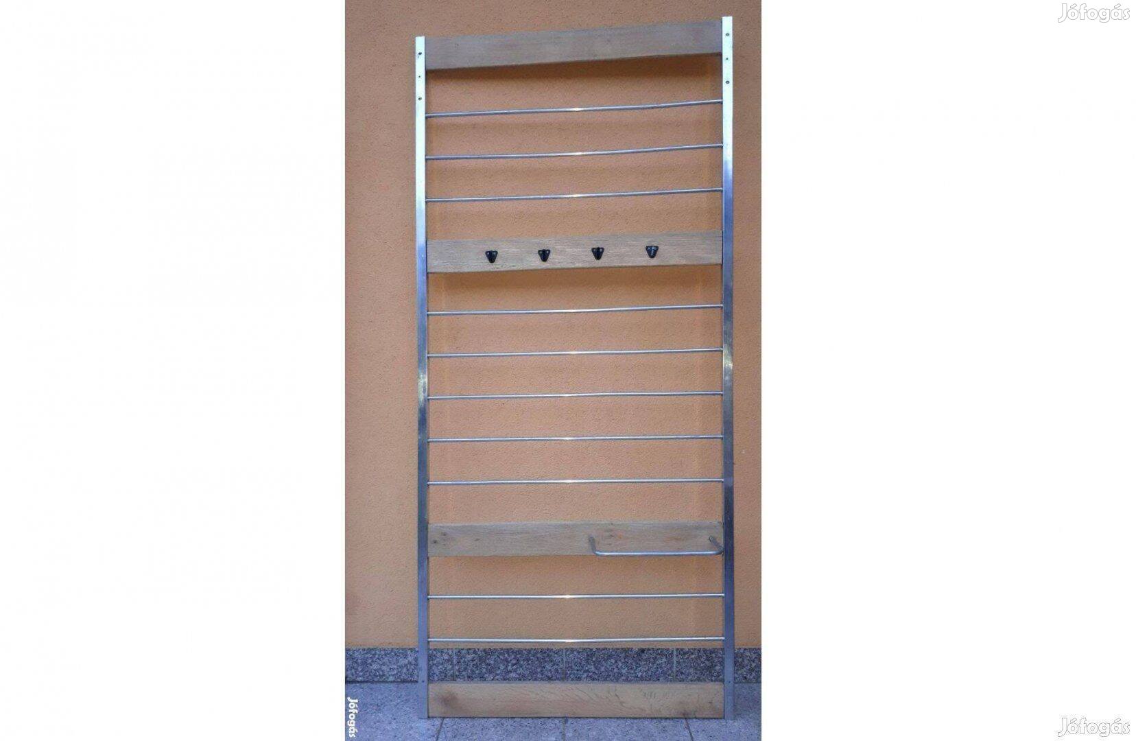 Retro fém előszobafal, előszobafogas