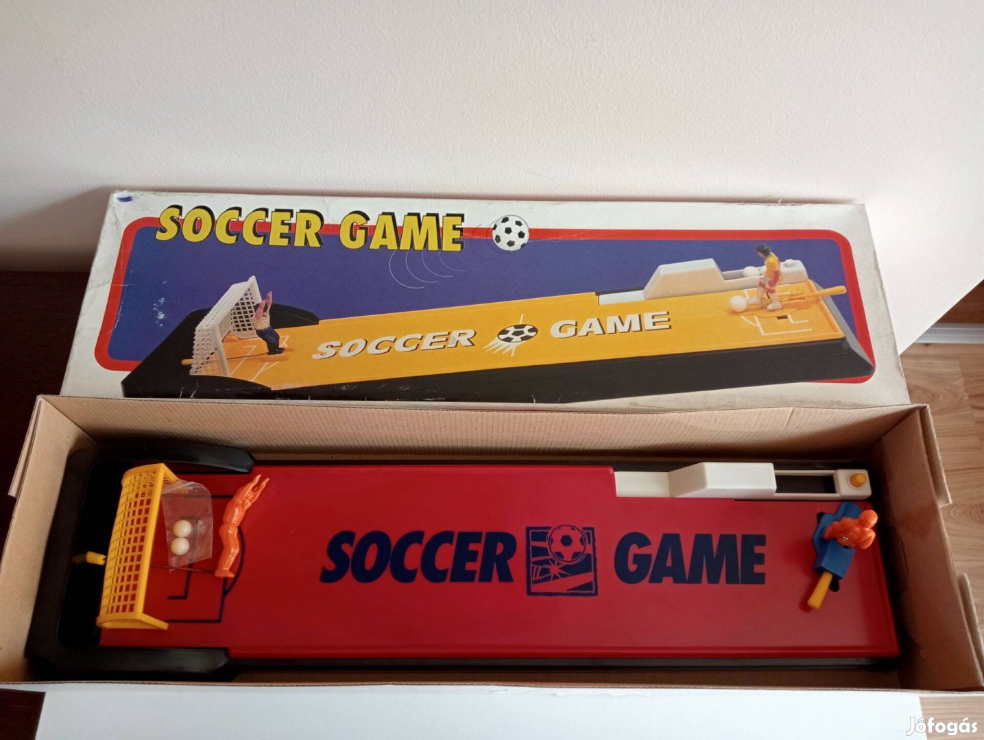 Retro focis játék soccer game forgalmazza a Metalcar