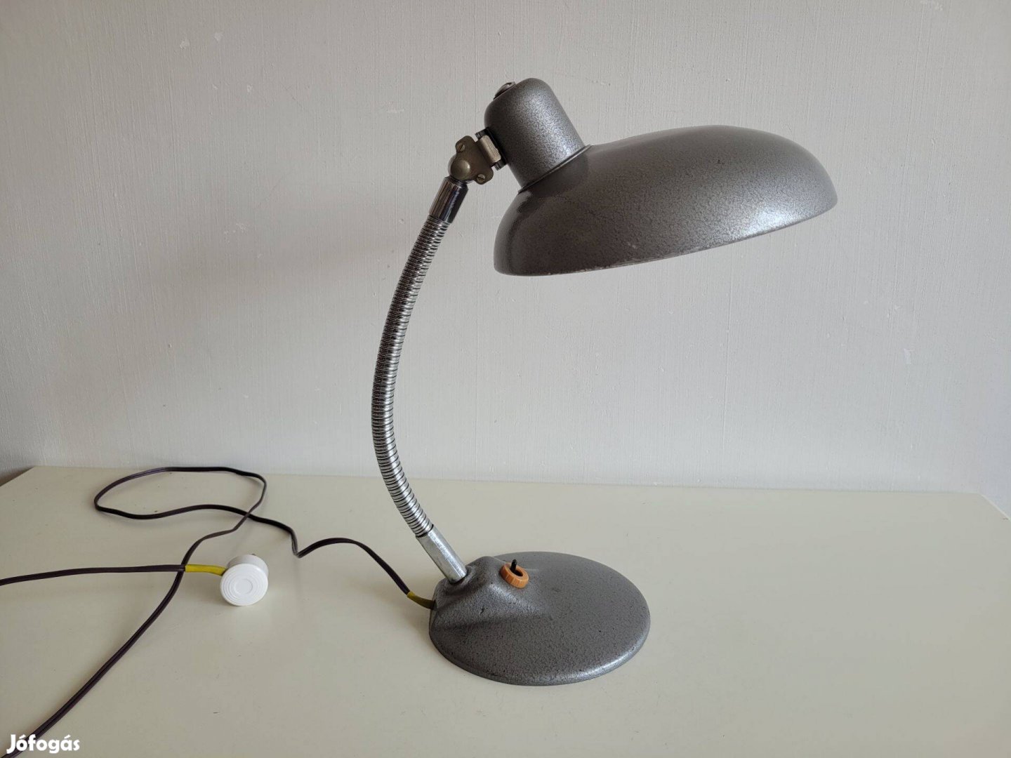 Retro gégecsöves nagy méretű Szarvasi fém asztali lámpa mid century