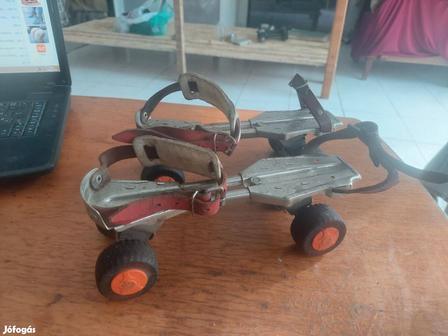 Retro görkorcsolya (4kerék)