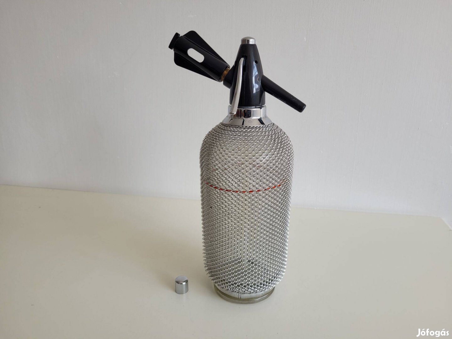 Retro hálós szódásüveg régi fémhálós nagy méretű szódásszifon