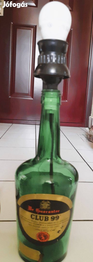 Retro hangulatvilágítás Club 99 whiskys üveg