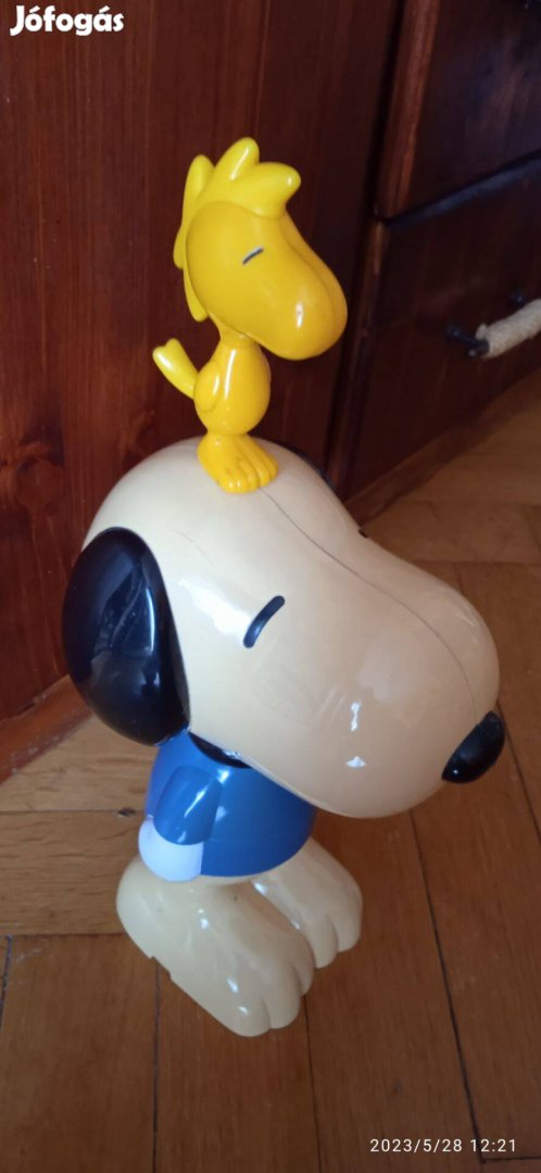 Retro játékfigura Snoopy