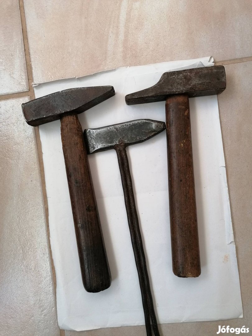 Retro kalapácsok