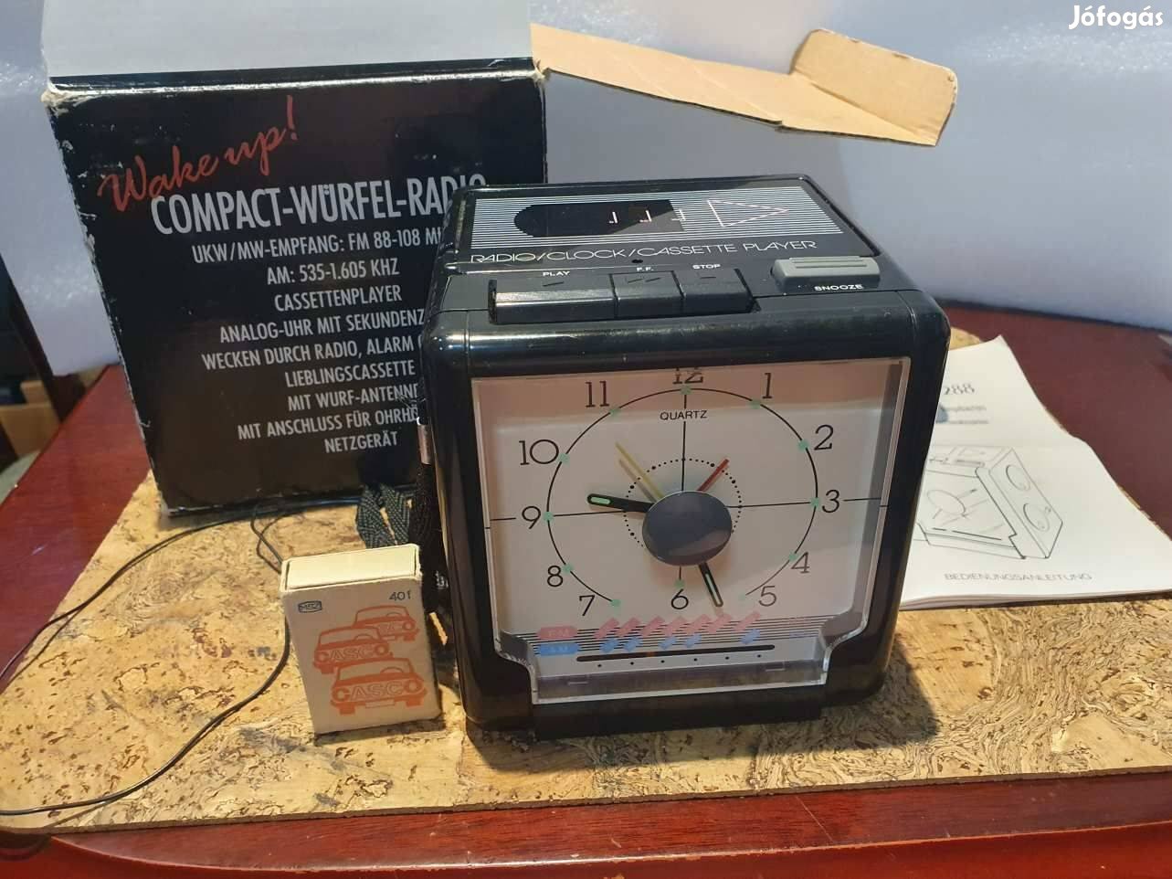 Retro kazettás ébresztős rádió óra kocka újszerű állapotban