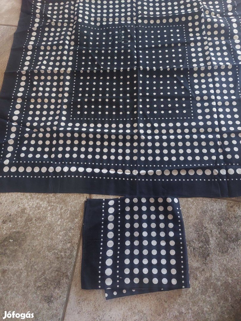 Retró kék pöttyös kendők