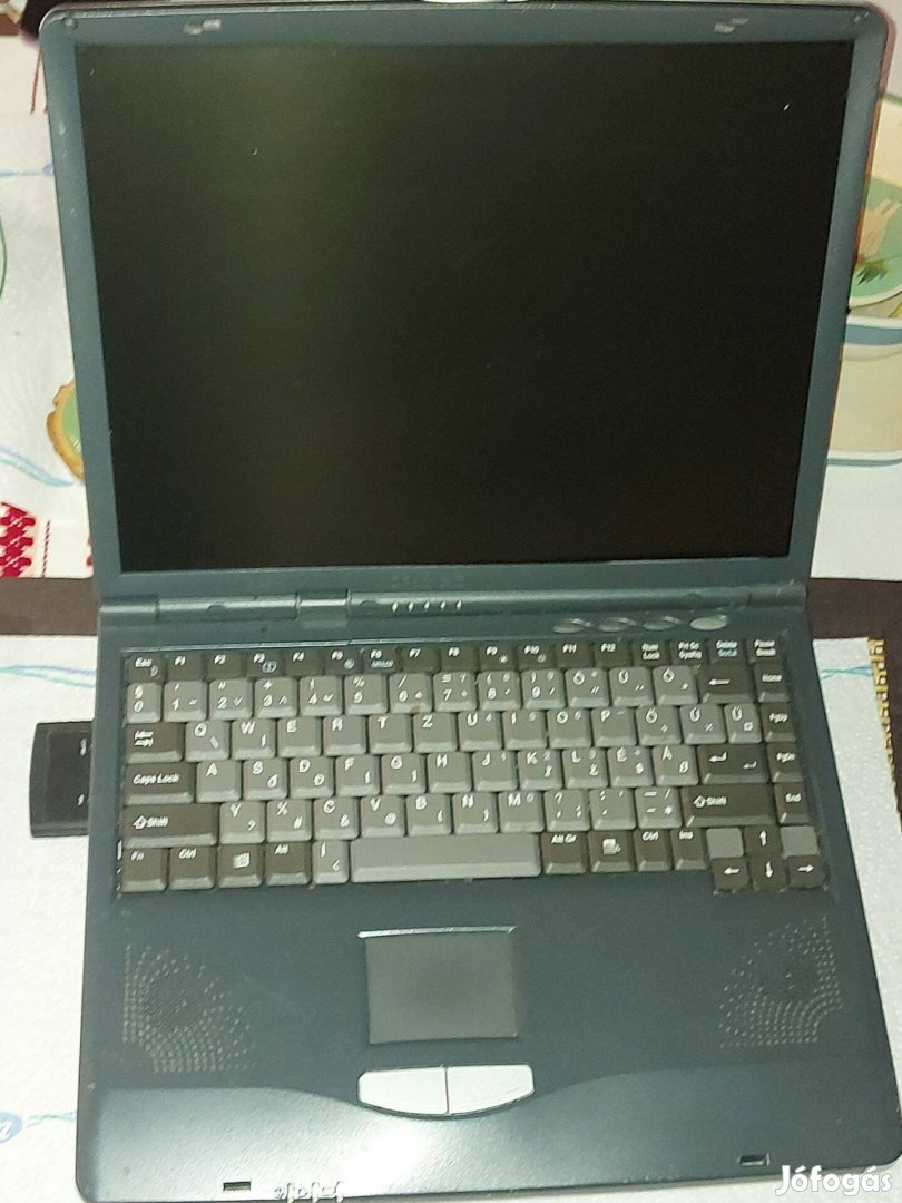 Retro laptop notebook gyűjtőknek 3900Ft Eger