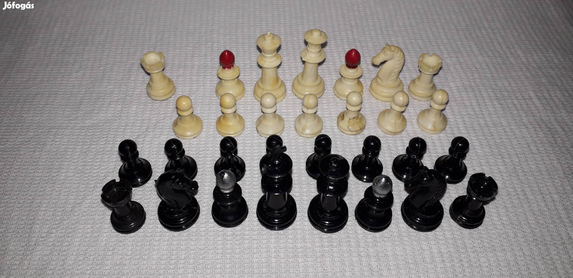 Retro maradvány sakkfigurák.