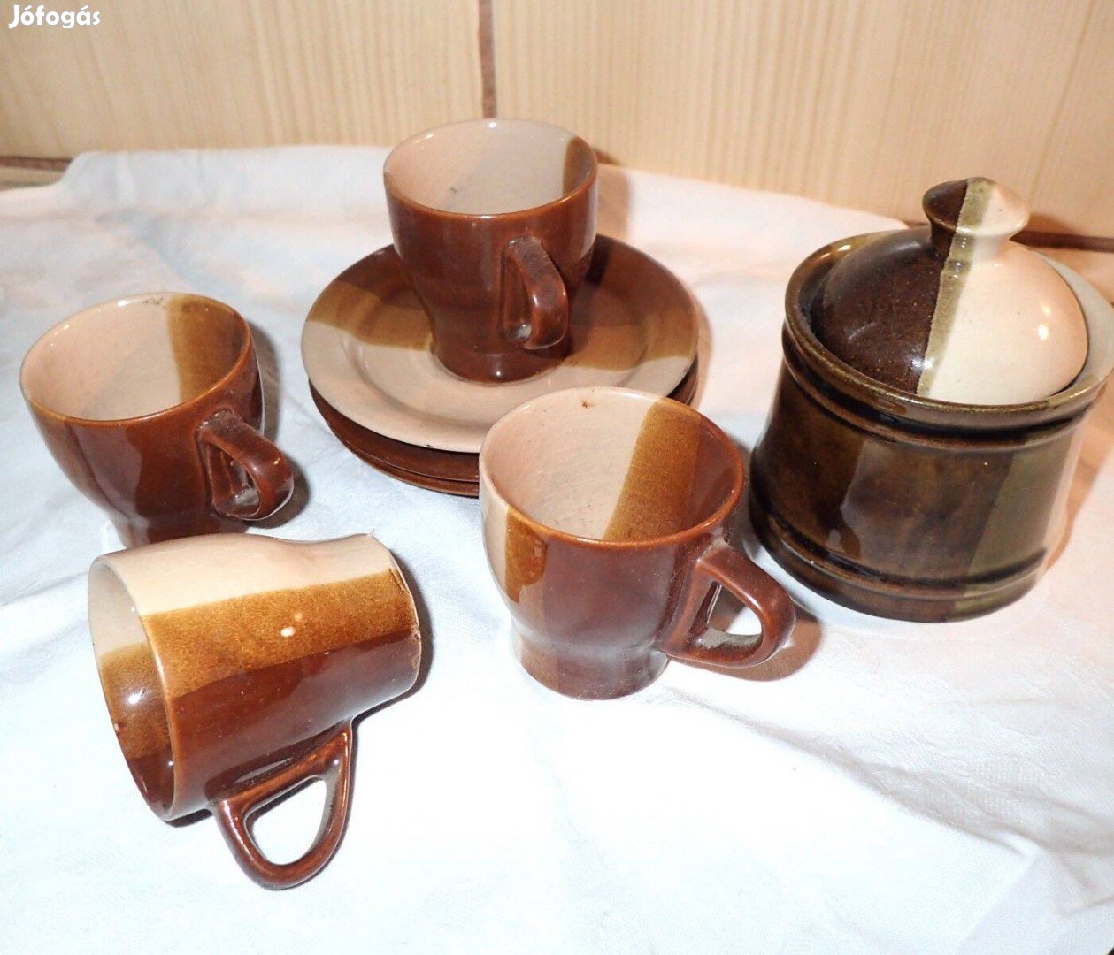 Retro mázas kerámia kávés csésze alátéttel 4db + cukortartóval