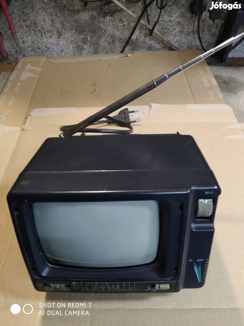 Retro mini tv .