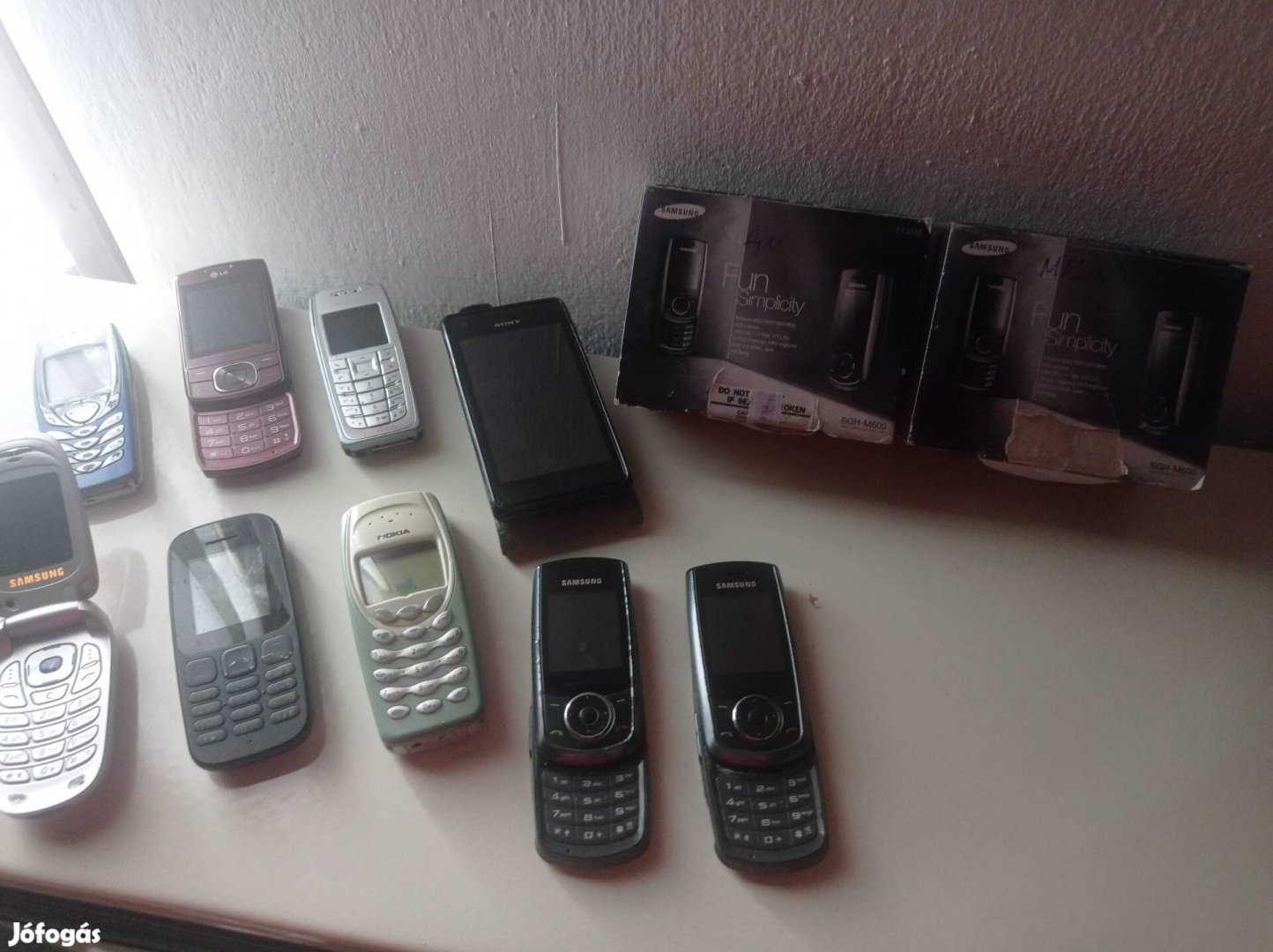 Retro mobiltelefon csomag 10 db.