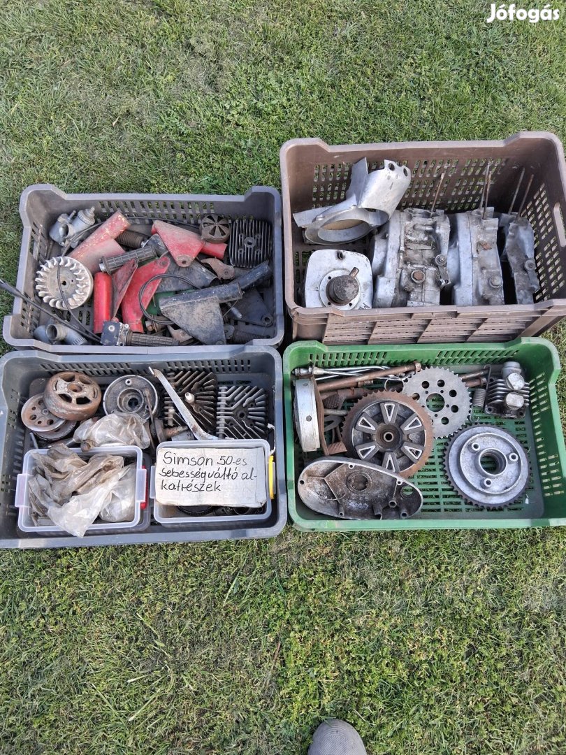 Retró motor alkatrészek