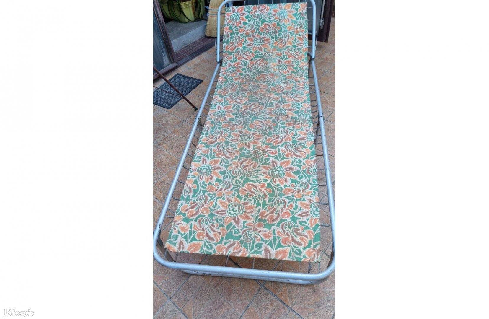 Retro napozóágy, összecsukható
