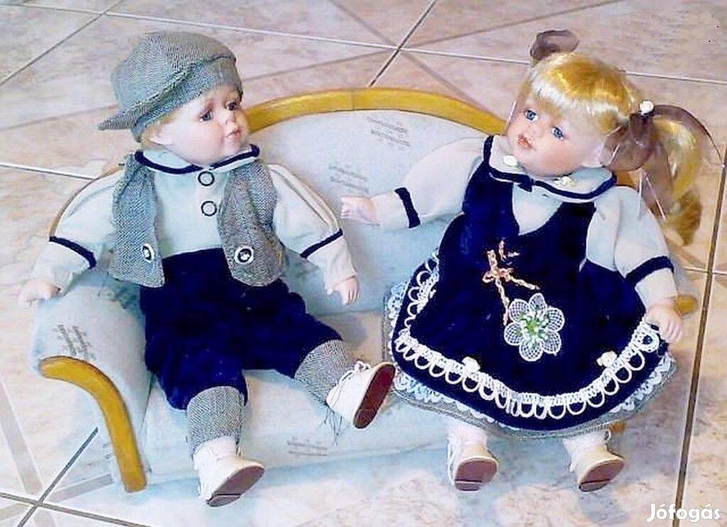 Retro népviseletbe öltöztetett porcelán babapár, kisfiú, és kislány