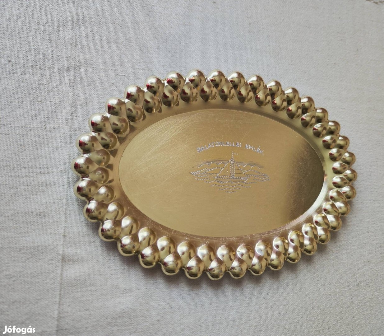 Retro ovális alumínium tálca ,,Balatonlellei emlék