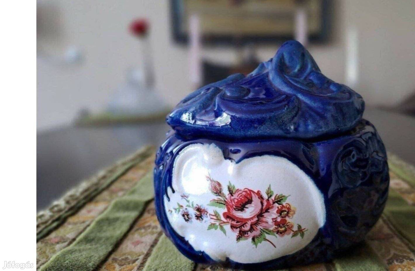 Retro porcelán bonbonier