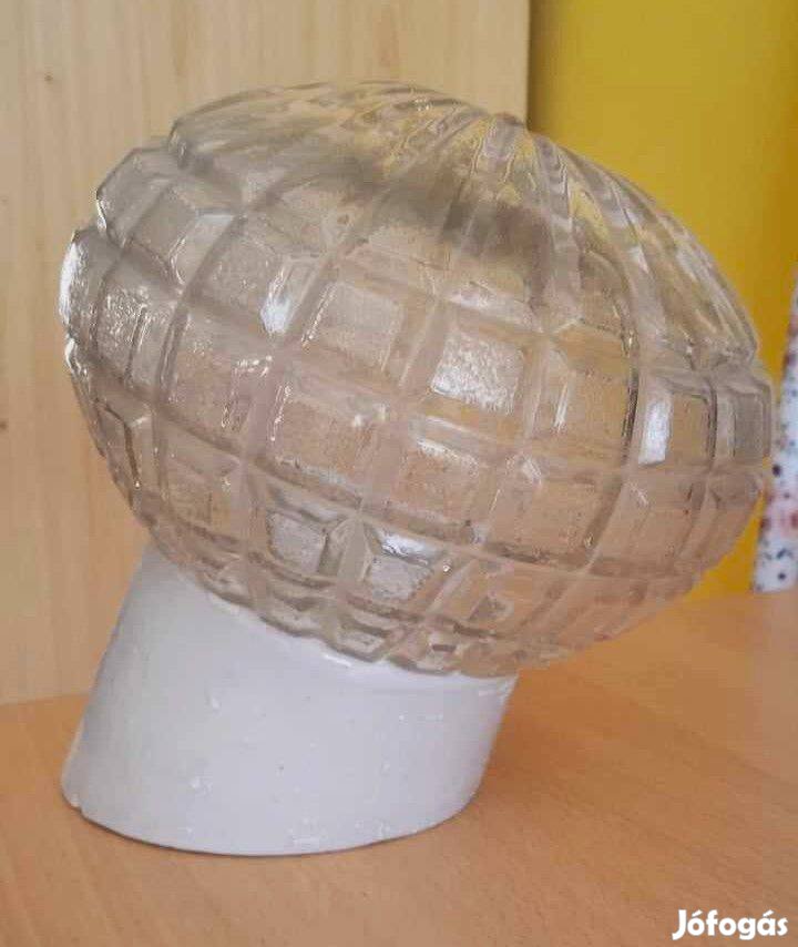 Retró porcelán foglalatos lapított gömb fali lámpa