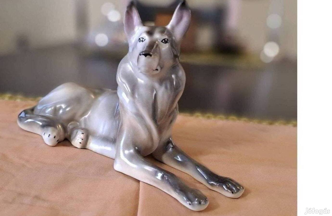 Retro porcelán kutya 20 cm