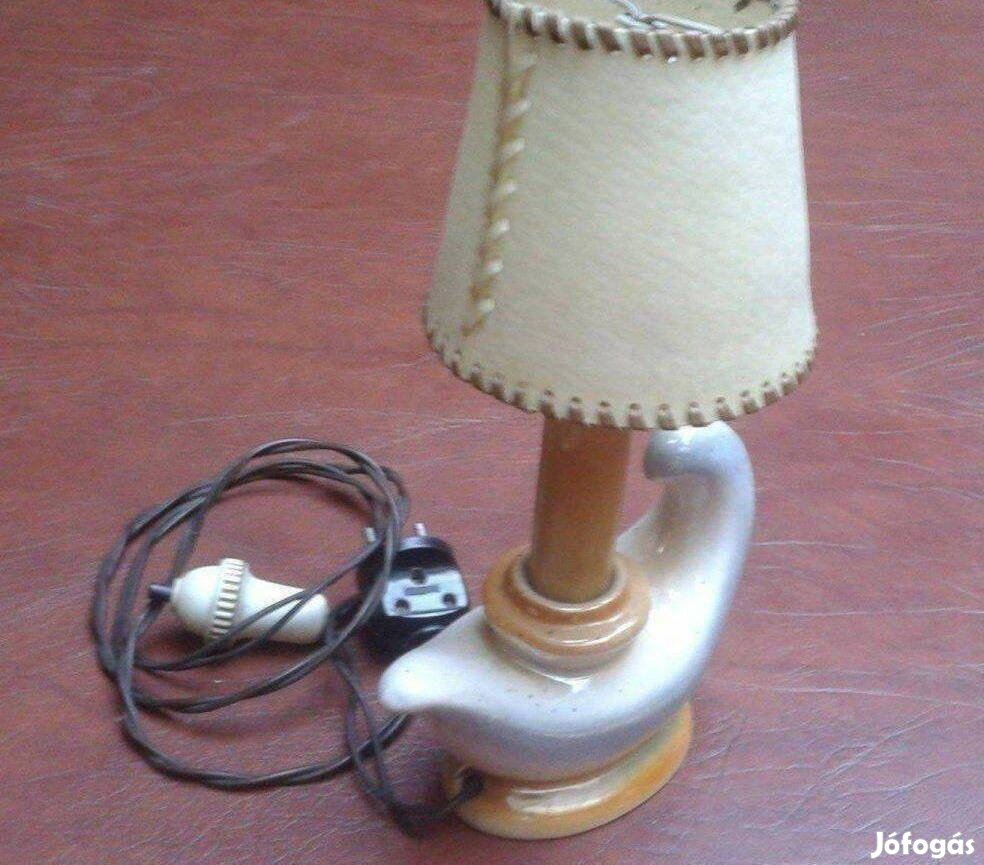 Retro porcelán lámpa