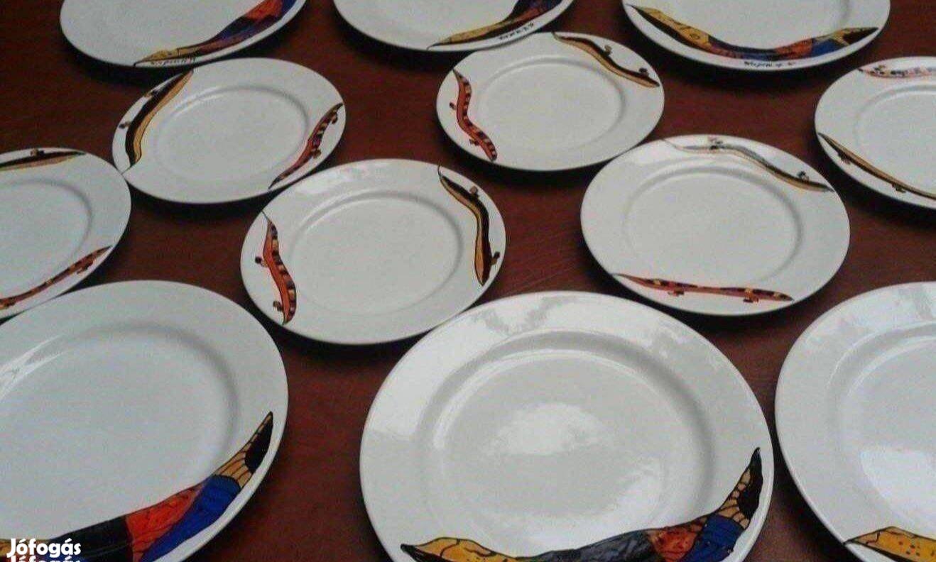 Retro porcelán tányér készlet 12 db Új