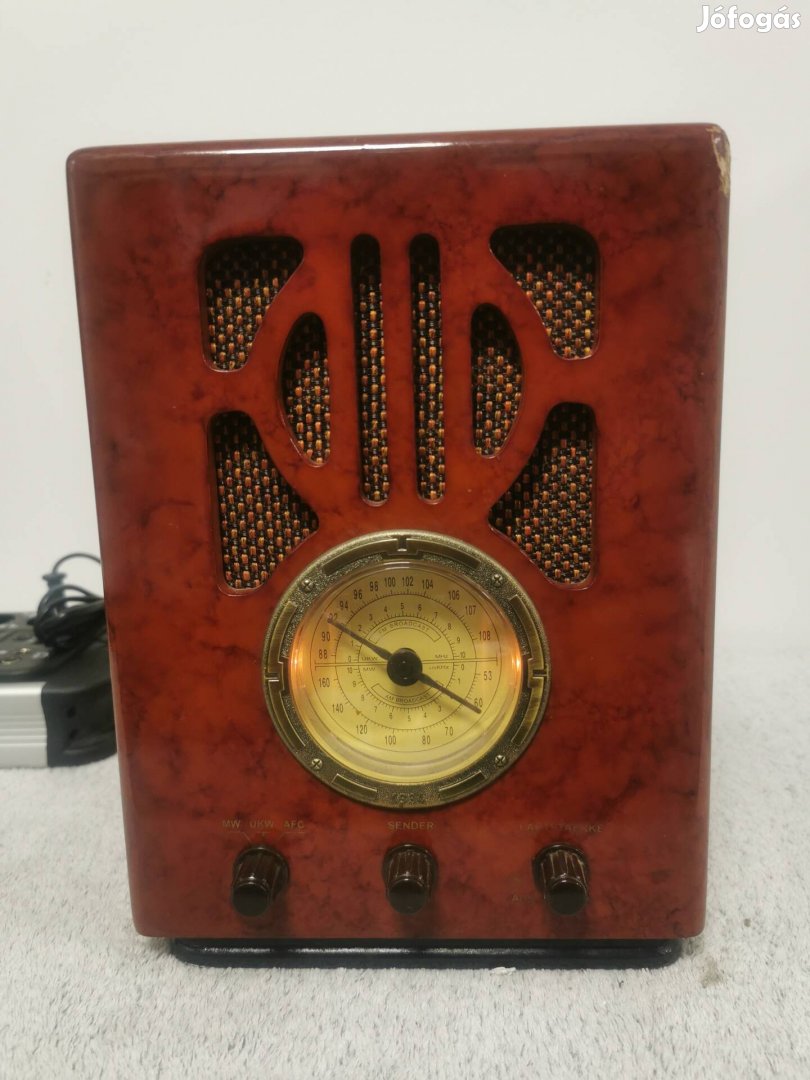Retro rádió imitácio.