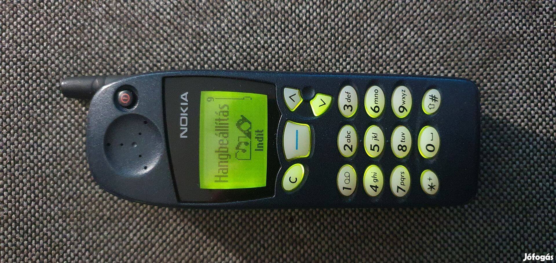 Retró régi Nokia telefon eladó 5110 NSE-1NX magyar nyelv független