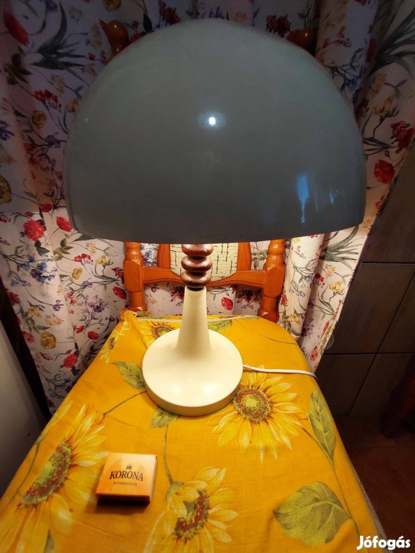 Retro régi ritka éjjeli asztali gomba búrás lámpa Tiszalux